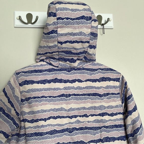 Columbia Light Jacket Big Kids / Girls size 10-12 - Picture 8 of 8